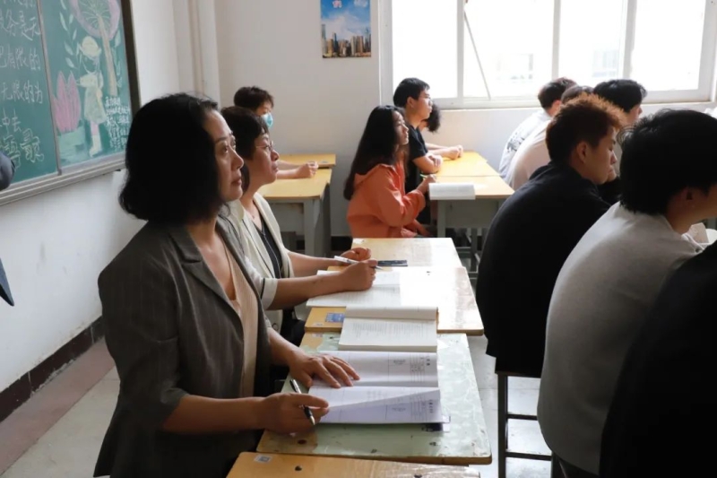 2025年度全省高校春季学期思政课“大听课 大调研”第四调研组莅临我校听课调研